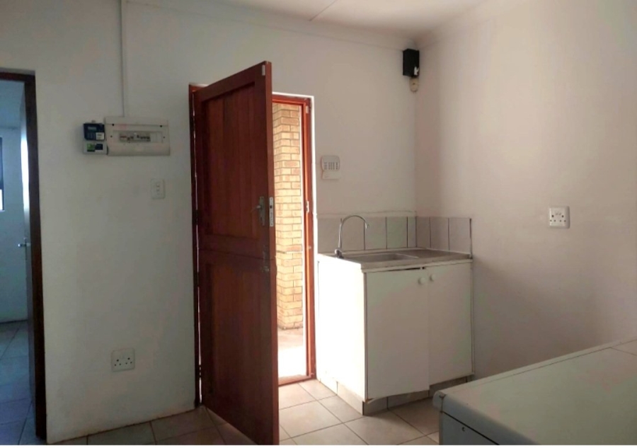 3 Bedroom Property for Sale in Uitenhage Central Eastern Cape